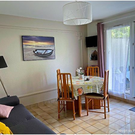 Cabourg, Appartement Plain Pied Avec Terrasse Acces Direct A La Plage Zewnętrze zdjęcie